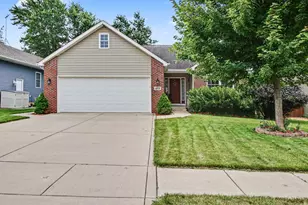 453 Andover Dr, Valparaiso, IN 46385 - Photo 1