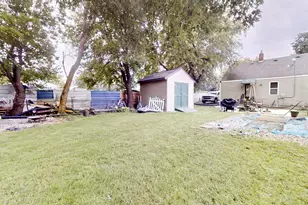 2517 Clay St, Lake Station, IN 46405 - Photo 33