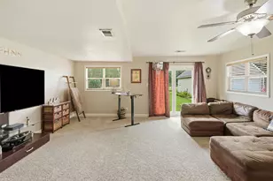2516 Wicker Park Dr, Highland, IN 46322 - Photo 9