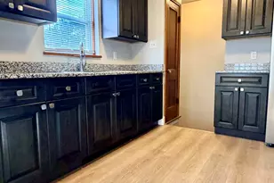 1324 Lakeview Ave, Hammond, IN 46394 - Photo 3