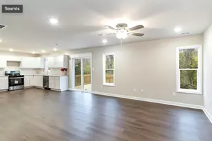 709 Fernway Rd, Kingsford Heights, IN 46346 - Photo 7
