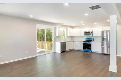 709 Fernway Road, Kingsford Heights, IN 46346 - Photo 3
