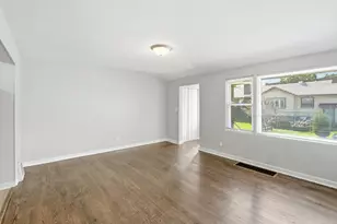 4757 Catalpa Ave, Hammond, IN 46327 - Photo 9