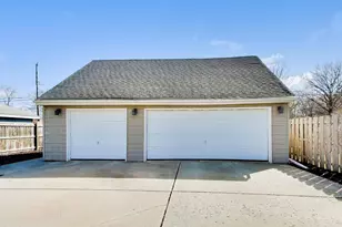 8039 Forest Ave, Munster, IN 46321 - Photo 19