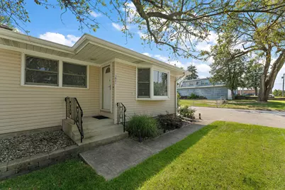 3821 W 80th Avenue, Merrillville, IN 46410 - Photo 3