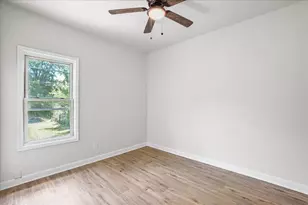 3761 Jackson St, Gary, IN 46408 - Photo 17