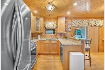 9857 Silver Court, Demotte, IN 46310 - Photo 21