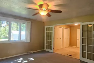 925 S Mayflower Rd, La Porte, IN 46350 - Photo 33