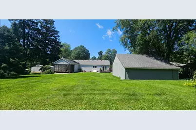 925 Mayflower Road, La Porte, IN 46350 - Photo 13