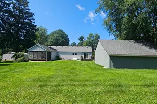 925 S Mayflower Rd, La Porte, IN 46350 - Photo 13