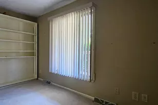 925 S Mayflower Rd, La Porte, IN 46350 - Photo 35