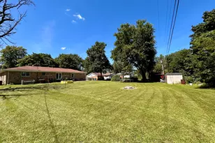 211 Carnation St NE, Demotte, IN 46310 - Photo 33