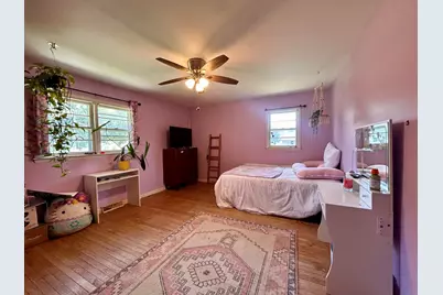 211 Carnation Street NE, Demotte, IN 46310 - Photo 17