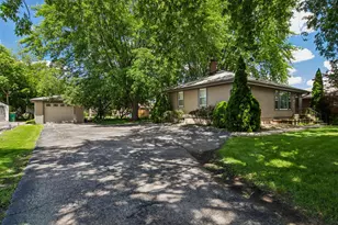 8316 Columbia Ave, Munster, IN 46321 - Photo 3