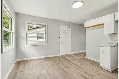933 Henry Street, Michigan City, IN 46360 - Photo 3