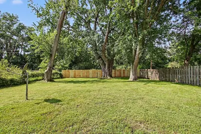 933 Henry Street, Michigan City, IN 46360 - Photo 13