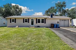 610 Old Forge Rd, Valparaiso, IN 46385 - Photo 1