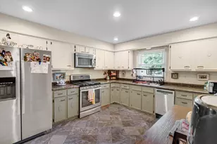 9507 Cleveland, Crown Point, IN 46307 - Photo 3