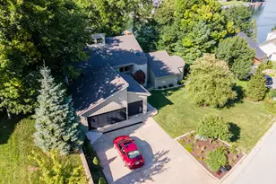 427 Wessex Rd, Valparaiso, IN 46385 - Photo 3