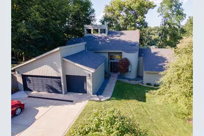 427 Wessex Road, Valparaiso, IN 46385 - Photo 1