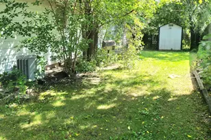 7929 Whitcomb St, Merrillville, IN 46410 - Photo 3