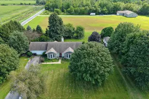 3525 W Kozak Dr, Wheatfield, IN 46392 - Photo 5