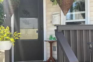 113 E Vine St, Rensselaer, IN 47978 - Photo 3