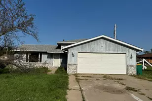 6281 Chase St, Merrillville, IN 46410 - Photo 1