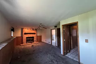 6281 Chase St, Merrillville, IN 46410 - Photo 15