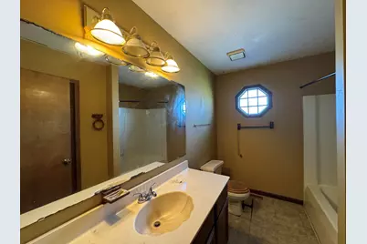 6281 Chase Street, Merrillville, IN 46410 - Photo 9