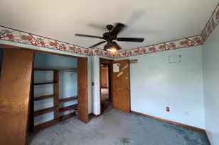 6281 Chase St, Merrillville, IN 46410 - Photo 11