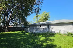 5581 Orchard Ave, Portage, IN 46368 - Photo 9