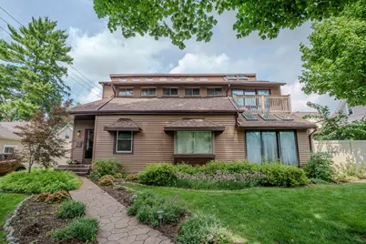 405 E Chicago Street, Valparaiso, IN 46383 - Photo 1