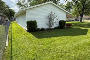 7727 Dakota St, Hobart, IN 46410 - Photo 39