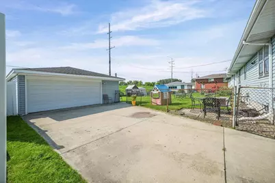8030 North Drive, Highland, IN 46322 - Photo 15