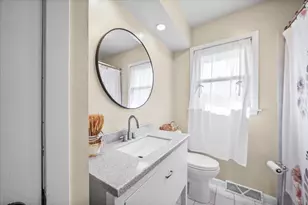 8030 North Dr, Highland, IN 46322 - Photo 9
