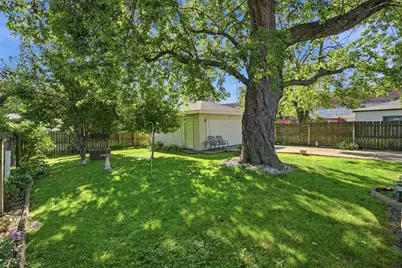 7613 S McCook Avenue, Hammond, IN 46323 - Photo 5