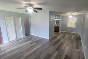 1305 E 40th Ave, Gary, IN 46409 - Photo 17