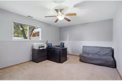 3925 Bayberry Lane, Highland, IN 46322 - Photo 17
