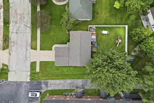 3925 Bayberry Ln, Highland, IN 46322 - Photo 27
