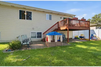 3925 Bayberry Lane, Highland, IN 46322 - Photo 23