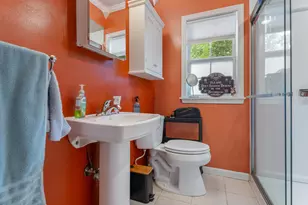 8602 Maple Ave, Gary, IN 46403 - Photo 23