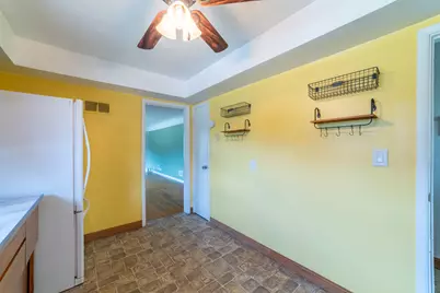 3310 Garfield Avenue, Highland, IN 46322 - Photo 9