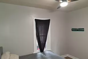 703 N Carroll Ave, Michigan City, IN 46360 - Photo 11