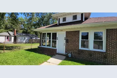 703 N Carroll Avenue, Michigan City, IN 46360 - Photo 1