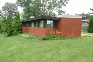 3421 Shelby St, Hobart, IN 46342 - Photo 3