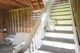 569 S 100 W, Rensselaer, IN 47978 - Photo 5