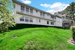 12 Skyline Dr, Portage, IN 46368 - Photo 5