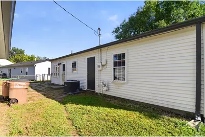 2706 Streamside Drive, Columbus, IN 47203 - Photo 23