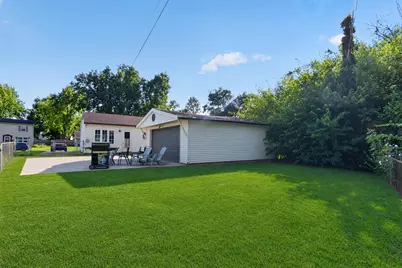 2706 Streamside Drive, Columbus, IN 47203 - Photo 5